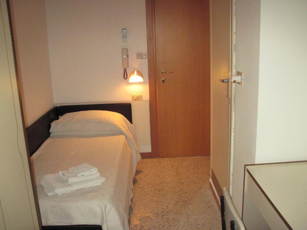 Hotel Tv Rimini Eksteriør bilde