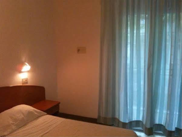 Hotel Tv Rimini Eksteriør bilde
