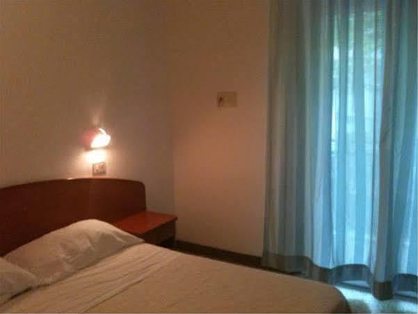 Hotel Tv Rimini Eksteriør bilde